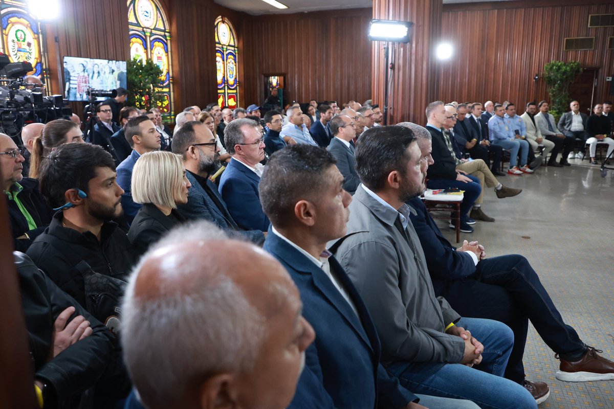 #Entérate || El presidente de la República, <a href="/NicolasMaduro/">Nicolás Maduro</a>, enfatizó este #jueves que el Consejo Nacional de Economía Productiva ha seguido positivamente su ritmo de trabajo.

#1Ago