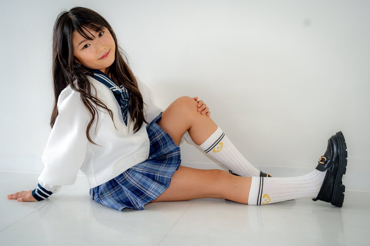 toxPYioWlSrnFaF's tweet image. 2024.8.1
リク撮　押上駅エリア
RIONAちゃん　1着目
久しぶりにお会いしたRIONAちゃん😃
可愛らしいJS6🥰
暑い中有難うございました♪

#RIONA 
#monibell 
#スタジオゼロストーリー