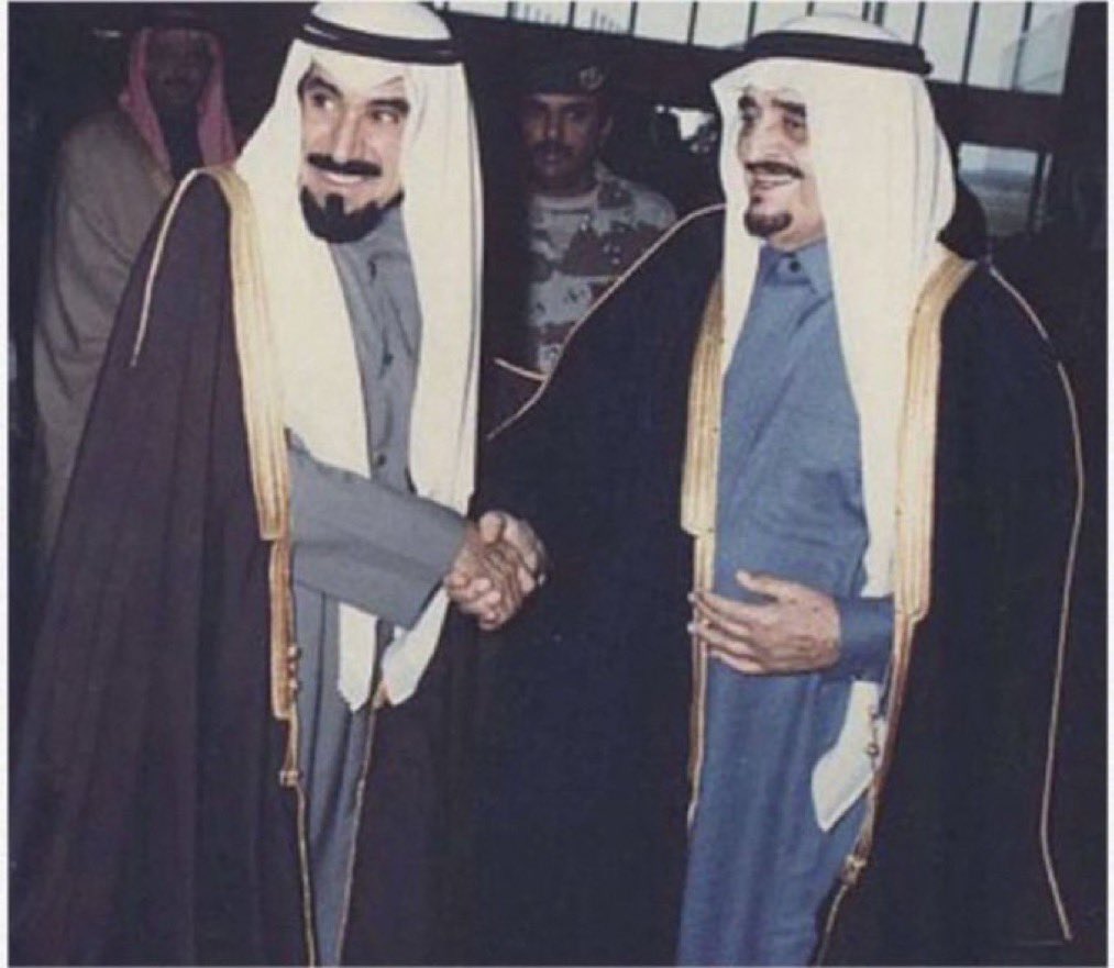 في ذكرى الغزو العراقي الغاشم على الكويت، نستذكر تضحيات وبطولات أبناء وطننا الذين تصدوا للعدوان بشجاعة. لقد كانت تلك الفترة اختبارًا لصمود وتضامن الشعب الكويتي أمام هذا العدوان، وخرج منها الشعب الكويتي أقوى بفضل الله سبحانه وتعالى، ثم بفضل وحدة الشعب ودعم الدول الشقيقة والصديقة.