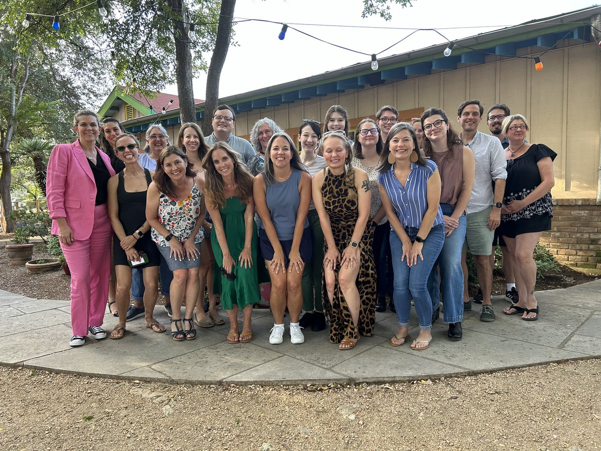 So much fun welcoming our new teachers to Gorzycki tonight! Love the dedication our mentor teachers have already shown them. Gearing up for a great year! <a href="/Secondary_AISD/">AISD Secondary School Leadership</a> @AustinISDTD