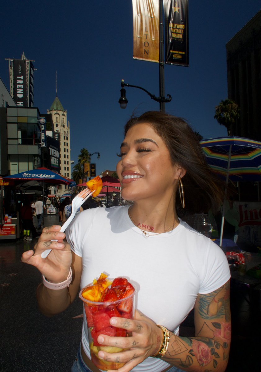 TracyCortezmma's tweet photo. Mmm 🥭🍓😁😁😁 https://t.co/tHoO2YVq2F