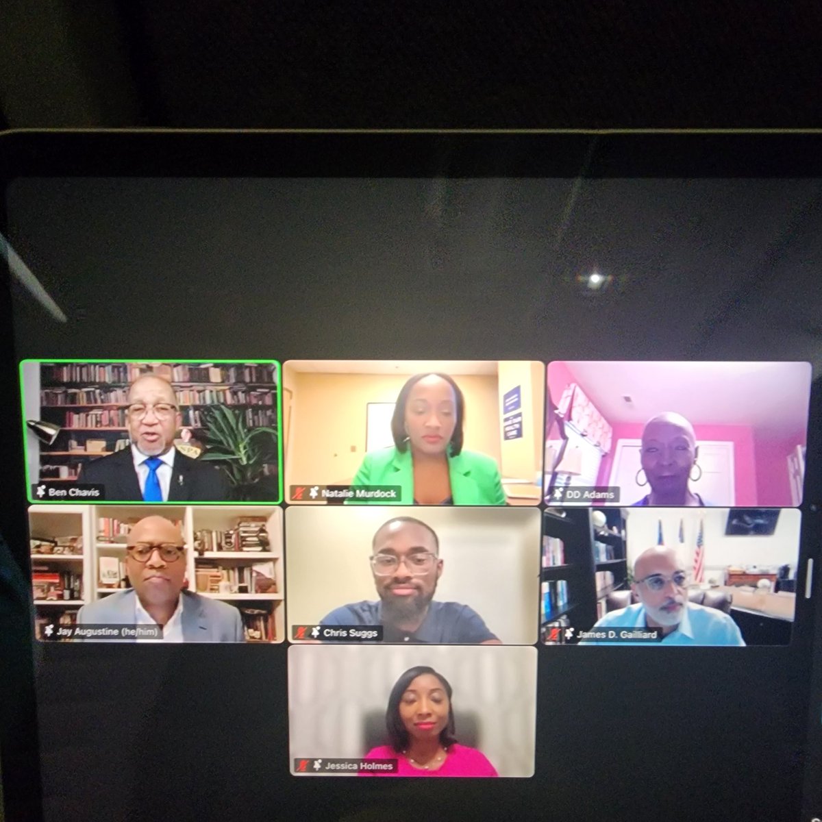 Icey815's tweet photo. #NCBlackVoters4Harris Call @NatalieforNC @JessicaforNC @jayaugustine9 @jamesgaillard https://t.co/gCfTwfKTep