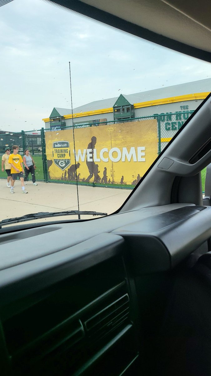 Shout out to my Richardson ISD family, RISD Athletics, LHHS,Forest Meadow MS , Coach Campbell, Coach Judd, and  Coach Brown for the opportunity for my team to practice last week in the LH MAC. 1 DOWN 2 TO GO   🙏🏽💪🏾
Greenbay,WI  Round 2. 
MASS
PIRATES. LETS GOOOO