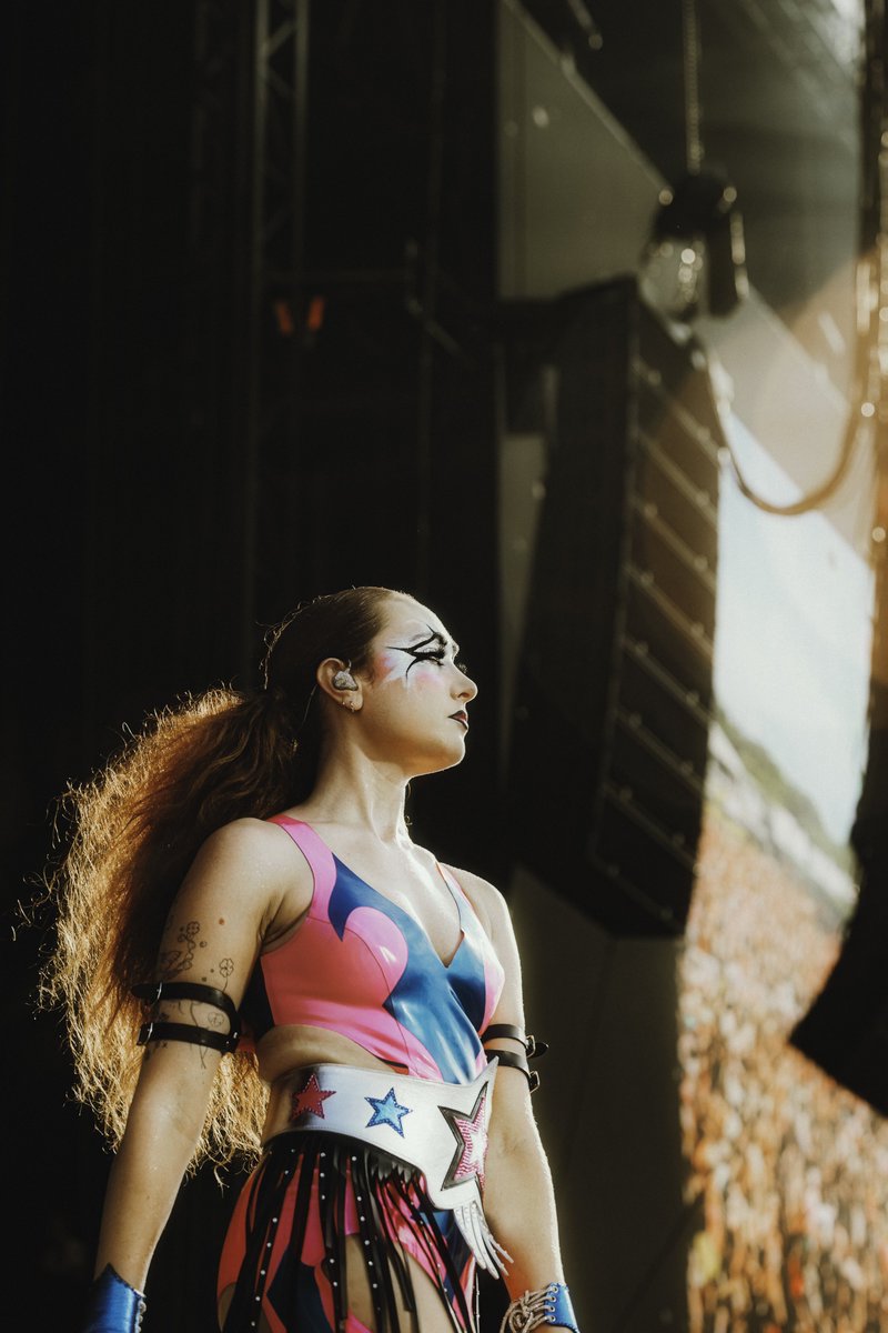 Christianx14's tweet photo. Chappell Roan earlier at Lollapalooza 🕺🏼 https://t.co/wsd01ZZNoe