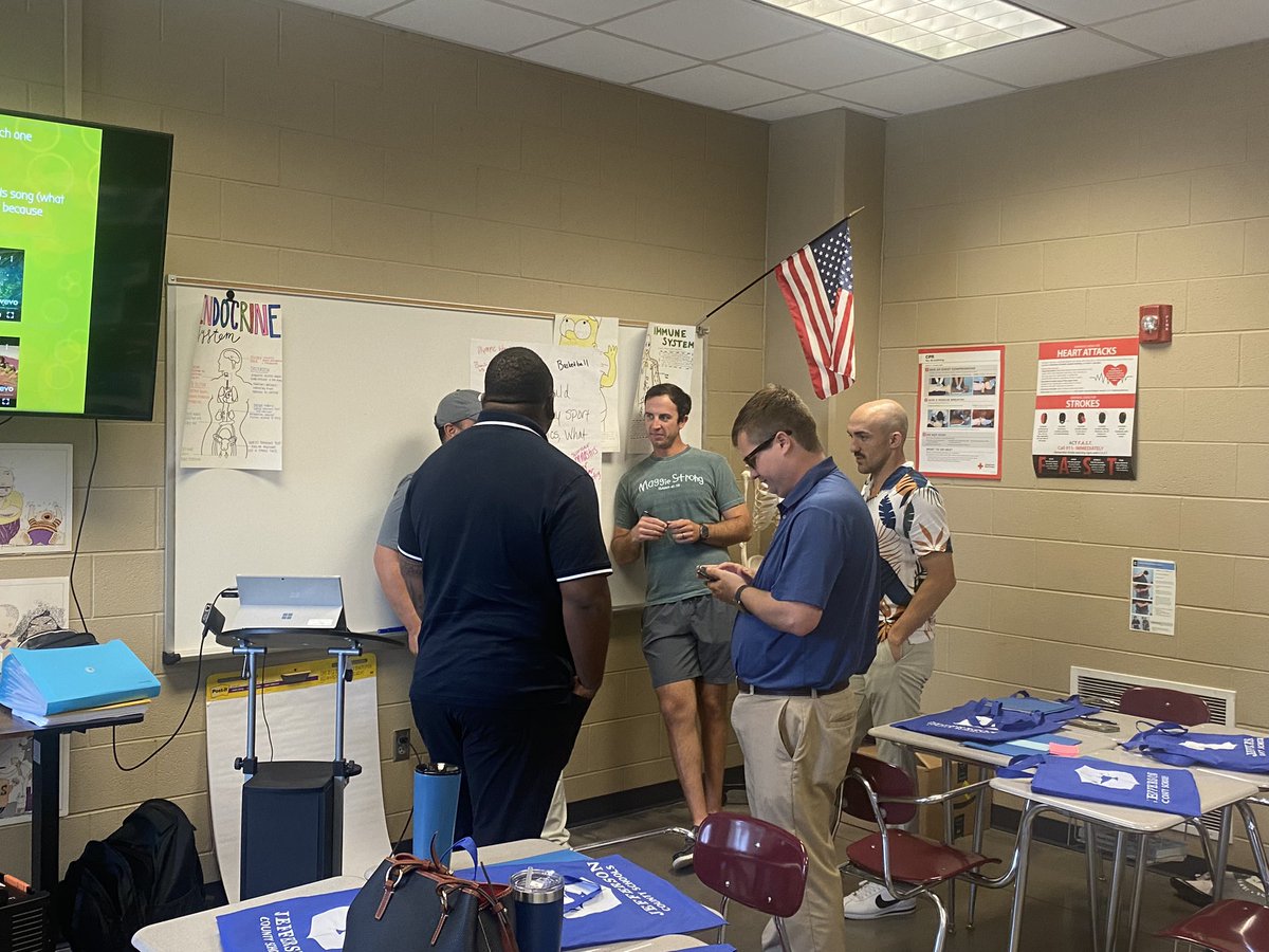 treasterwood's tweet photo. Another school year is here! Excited  to welcome these new JEFCOED social studies teachers today! #JEFCOED https://t.co/9PnFK7J4B4