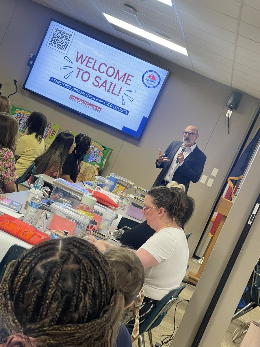 Laura Valdez tweet media