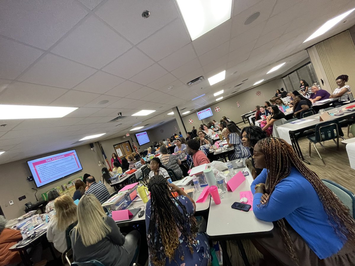 Laura Valdez tweet media