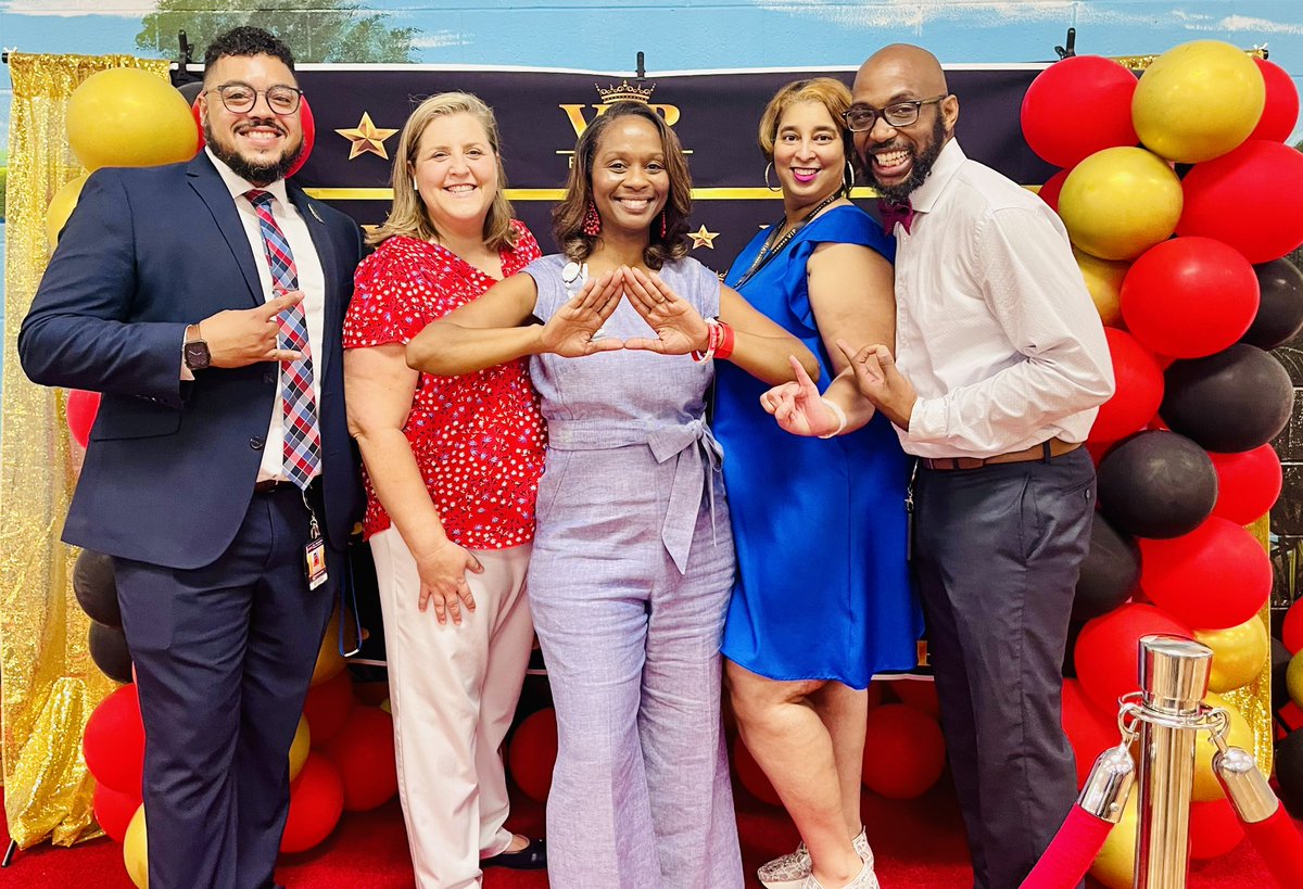 Mrs. Hodges-Stewart tweet media