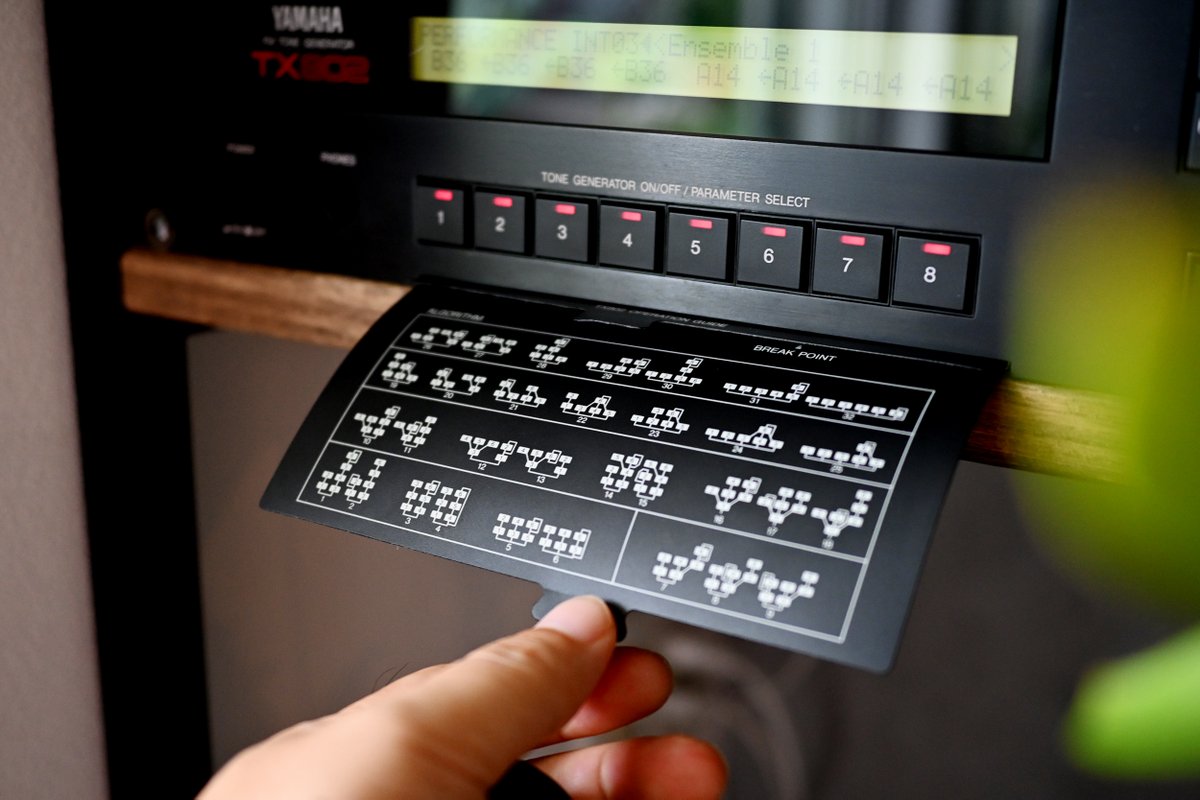 Ken_X68k's tweet photo. 8月2日なのでTX802
やはり実機のFM音源は良い音です♪
#YAMAHA #TX802 #6OP #FM音源 https://t.co/JXC1XfeEFZ