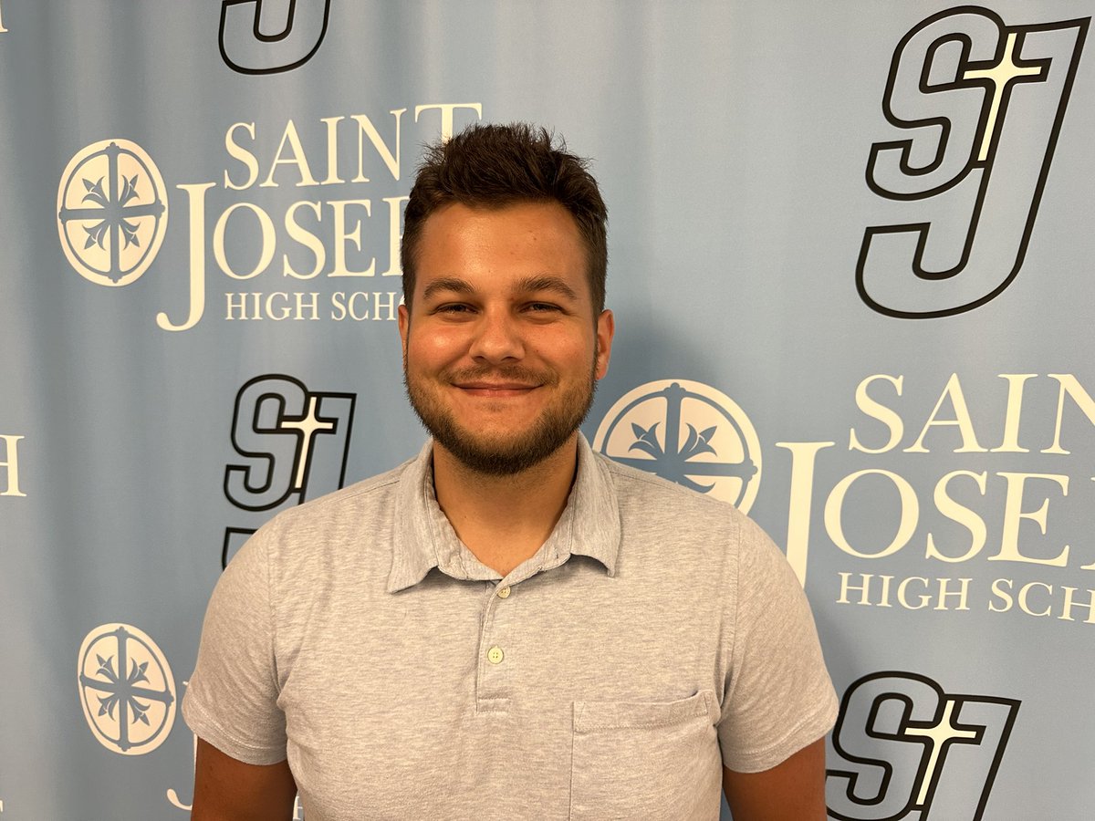 SaintJoeBsball's tweet photo. We are thrilled to welcome and name Robbie Berger as our new freshman head coach! Robbie was recently hired at Saint Joe as the Business Manager. He is a 2023 graduate of IUSB and 2018 graduate of John Glenn. We are excited to have him in our program! https://t.co/xDU9sWksTR