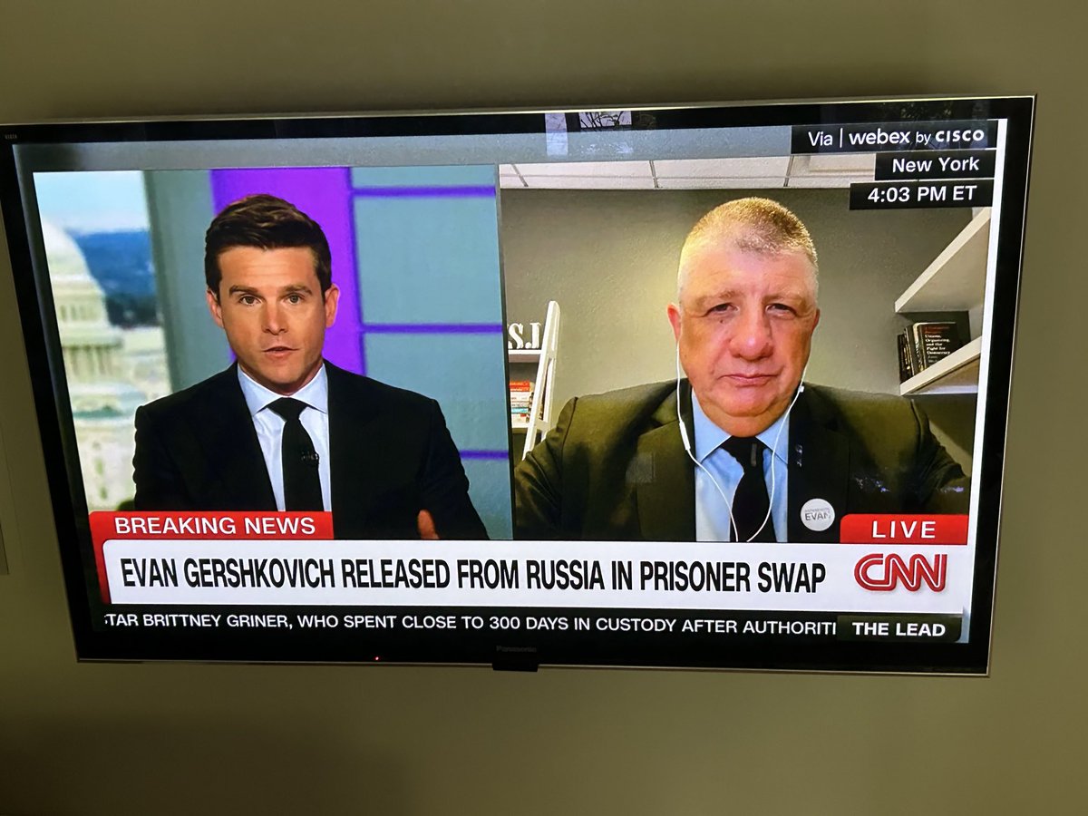 It’s very hard to sum up all that ⁦@paulwsj⁩ has done for Evan. He’s one of the real heroes behind the scenes. But what he’s done for the rest of us is allow us to confidently carry on with our jobs knowing that someone has our back, especially if things go wrong. Thank you