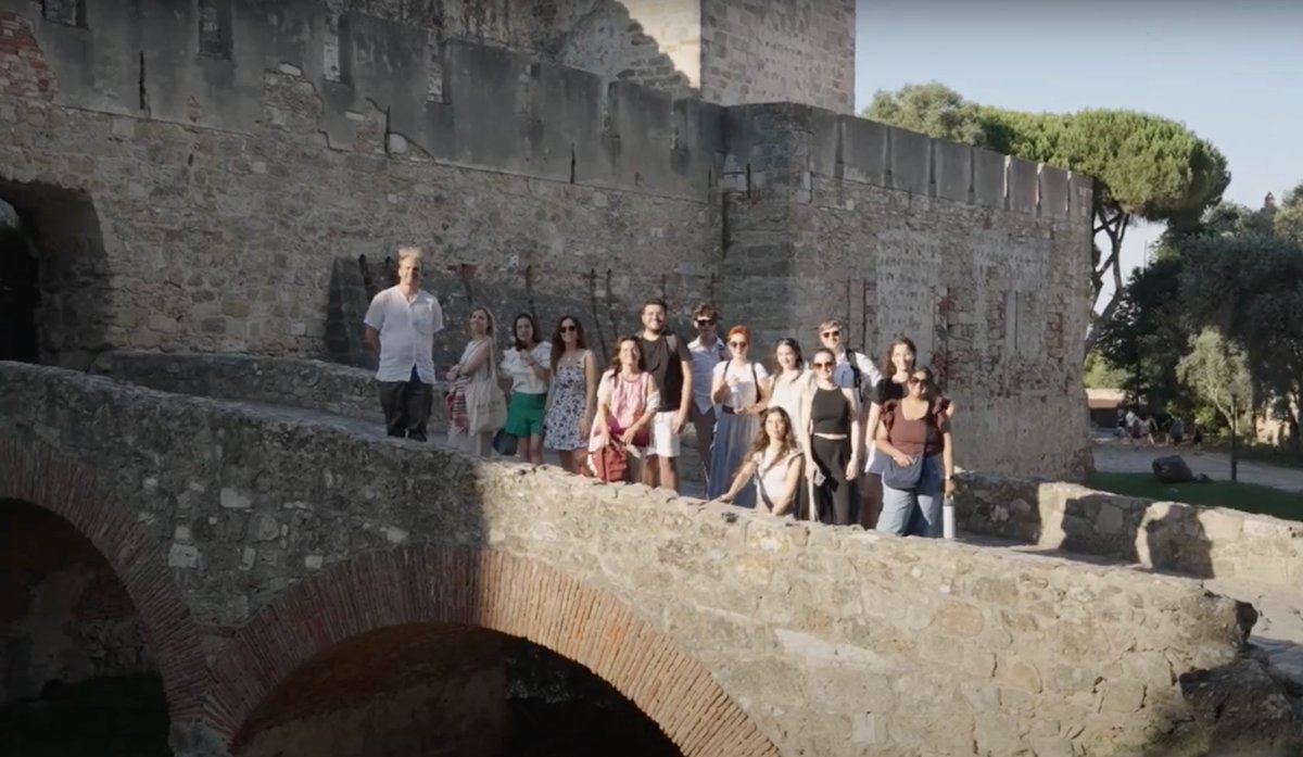 ucatolica_eng's tweet photo. Universidade Católica Portuguesa welcomed 16 students from Europe, Oceania, North America, and South America from July 1st to 14th. They gathered to discuss democracy and authoritarian challenges, highlighting the global reach of the #SACRU Alliance.
▶️ https://t.co/OvoyEmaodu https://t.co/jgGCbTLYtQ