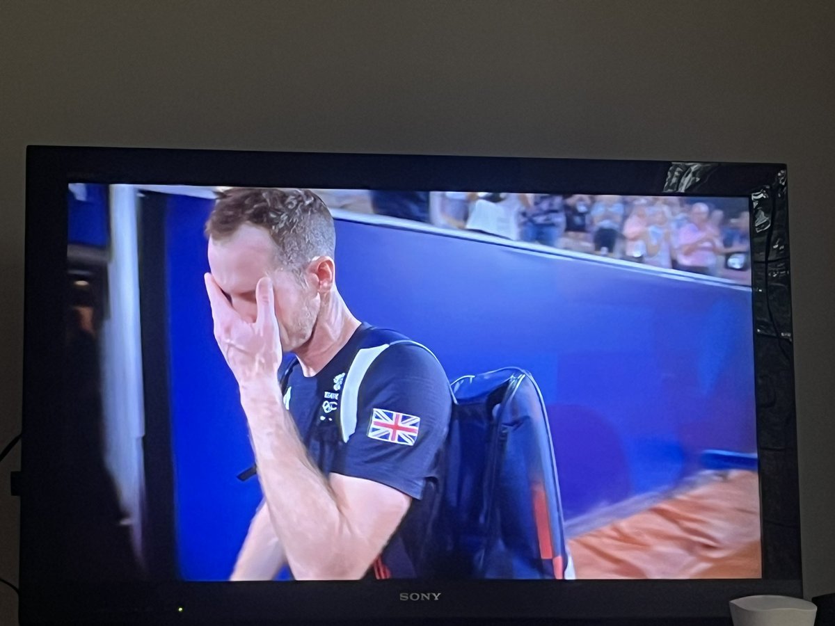 No you’re in pieces #AndyMurray