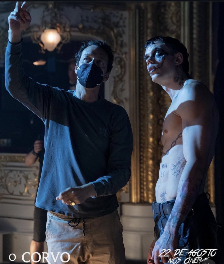 erin 🎈 tweet media