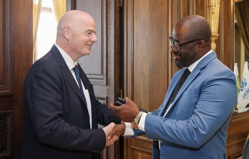 FIFA President Gianni Infantino held a historic meeting with President Kurt Edwin Simeon-Okraku at the FIFA Offices in Paris, France. 

🔗 more on: ghanafa.org/fifa-president…

<a href="/kurtokraku/">Kurt Edwin Simeon-Okraku</a> | <a href="/FIFAcom/">FIFA</a>