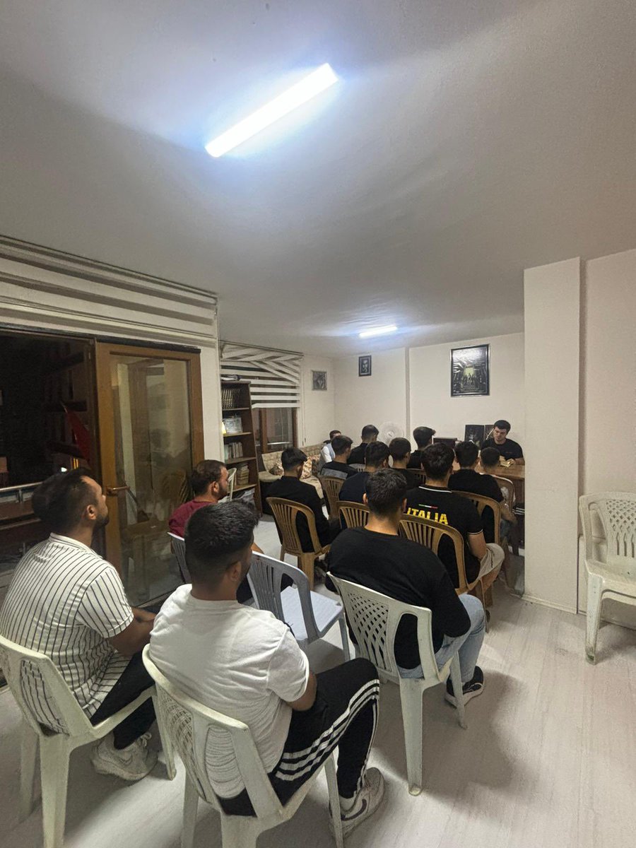 Sarayköy Ülkü Ocakları İlçe Başkanlığı olarak Başta Gazi Mustafa Kemal Atatürk ve Başbuğumuz Alparslan Türkeş olmak üzere tüm şehitlerimizin ruhlarına Kur’ân-ı Kerîm tilavetimizi gerçekleştirdik. Allah kabul etsin
<a href="/OzgurSOLAK20/">Özgür SOLAK</a>