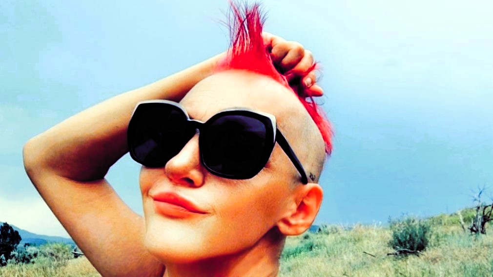 Happy Thursday from the Rocky Mountains of Colorado!!! Hope everyone is staying cool. It's hotter than the devils ball sac here 💋😜❤️‍🔥