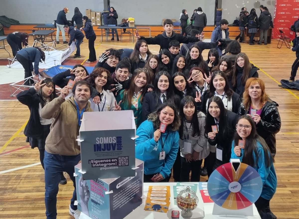 En la #FeriadelaJuventud de #LosÁngeles debutó nuestra ruleta #HablemosDeTodo 
Estamos felices por haber utilizado esta herramienta ,  ya que permite acercar las temáticas del programa a personas jóvenes.

El debut se da en el inicio del #MesdelasJuventudes

<a href="/munilosangeles/">Munilosangeles</a>