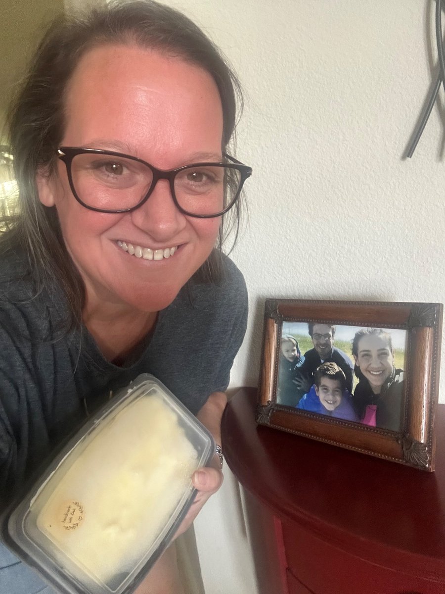 nicoleivey's tweet photo. O for Outing with Team! Picking up cheese bread that half my team (Flavia) made and left for our team before she left to Brazil for the summer and going to deliver it to our Team Leader Extraordinaire (Annabelle)!! (Didn’t take a pic 🤪) #Exleytweets #ExleySummer24ABC https://t.co/zom7DMhAqU