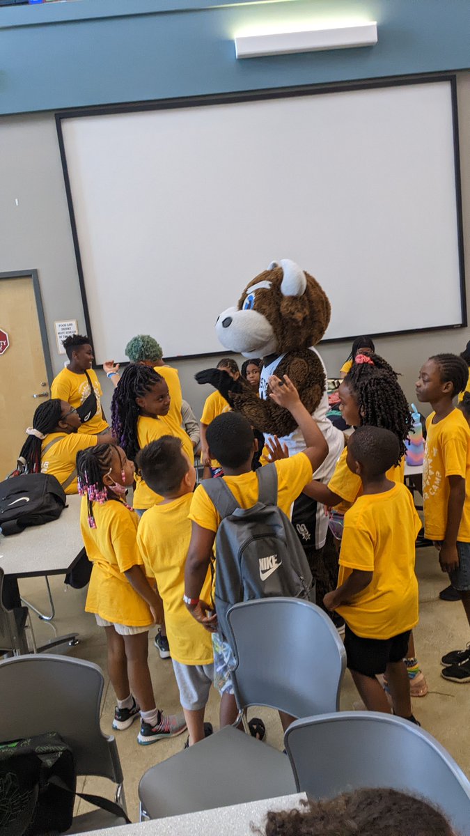 MASCOT HALL OF FAME tweet media
