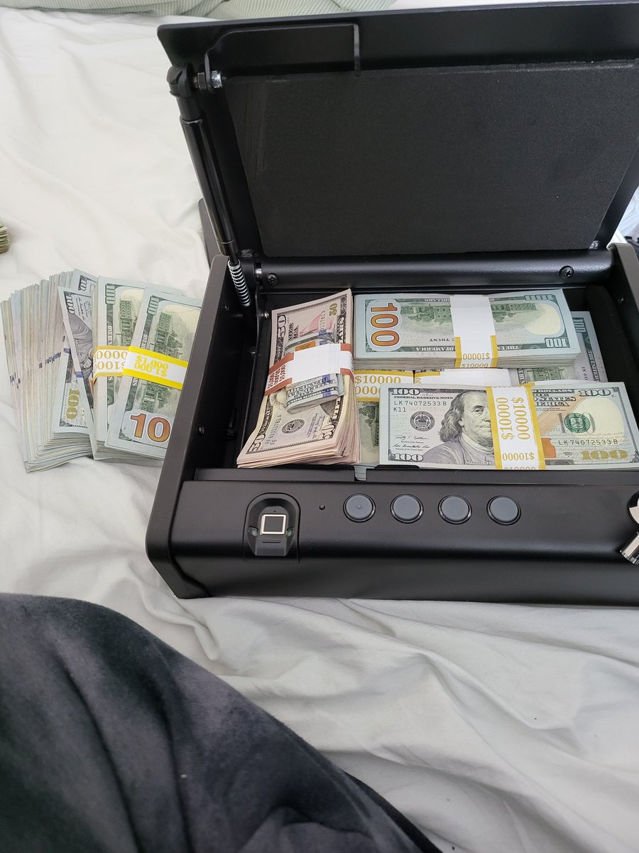 It's the 8th month 
It's a 8 universal year 2024(8)
And a 8 day in Numerology 

BELOW MY MONEY
NOT A PICTURE OF THE INTERNET LIKE PIGB

RT THIS TO MANIFEST WEALTH 
#GG33