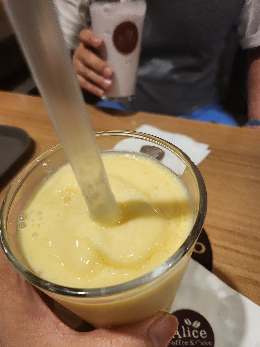 사수랑 밥 먹고 차마시고..