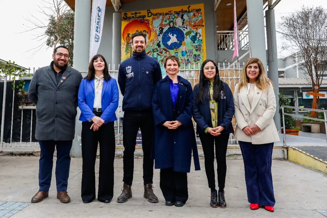 Dimos inicio a la Encuesta de Juventud y Bienestar 2024, que se realizará a 70 mil estudiantes de 3 mil establecimientos educacionales del país y busca conocer las condiciones de bienestar  y los factores que inciden en el consumo de alcohol y otras drogas.