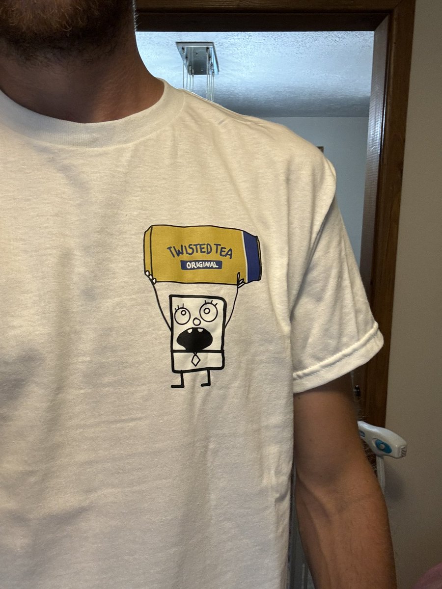 _logansj's tweet image. I love the TikTok shop