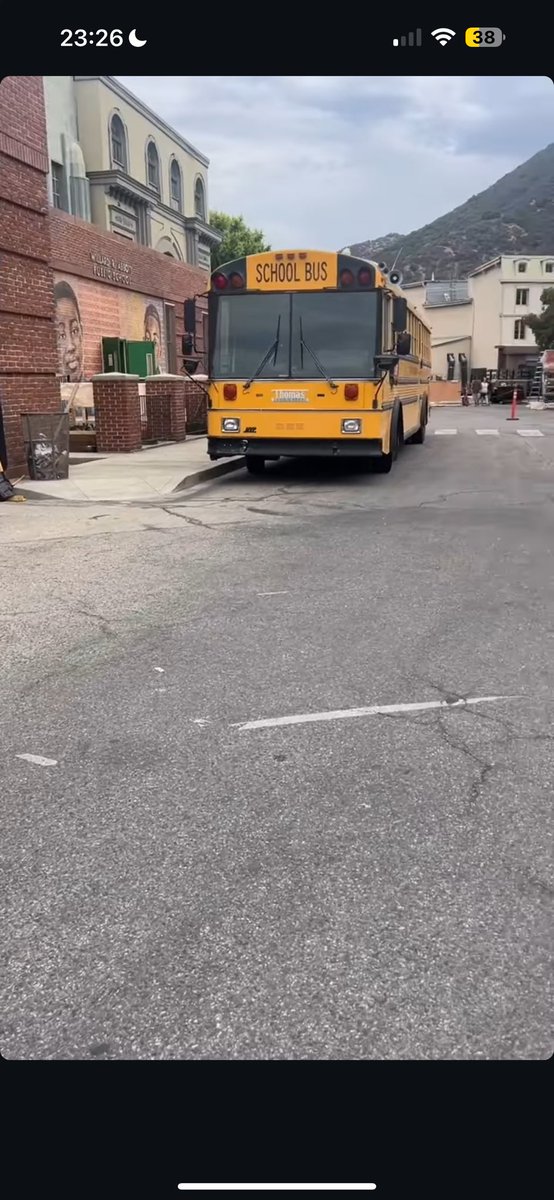 911 x Abbott Elementary crossover ??👀🤭