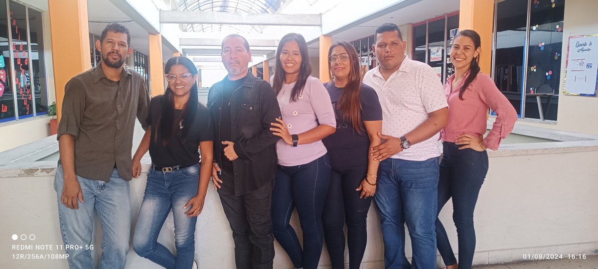 Fundabit_Yaracu's tweet photo. #01Ago 🖥️ Este jueves continúa el equipo zonal de Fundabit Yaracuy en la Sala Situacional del 1x10 del Buen Gobierno, para la atención de las solicitudes del pueblo soberano; gracias al Pdte. @NicolasMaduro

@MPPEDUCACION
@Fundabit_
#SomosFundabit
#PuebloDeJusticia https://t.co/uNQq4dS8sm