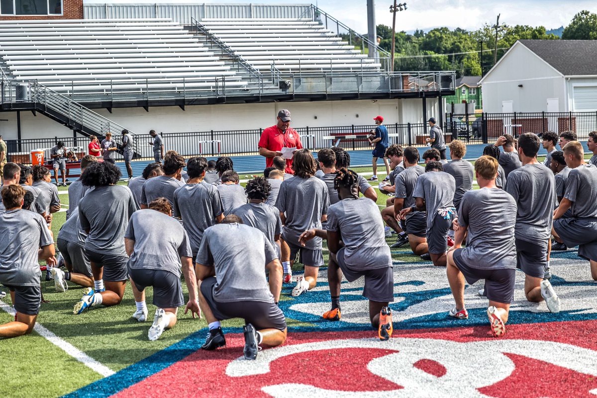 It’s that time of year 🏈
#ALLIN #OneBigTeam