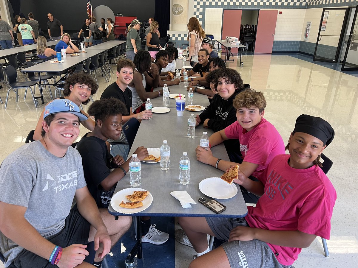 GedKates's tweet photo. So glad @Royals_FB could held North Ridge Elementary Teachers move into their classrooms. #RUR https://t.co/AoQ5UnJRAH