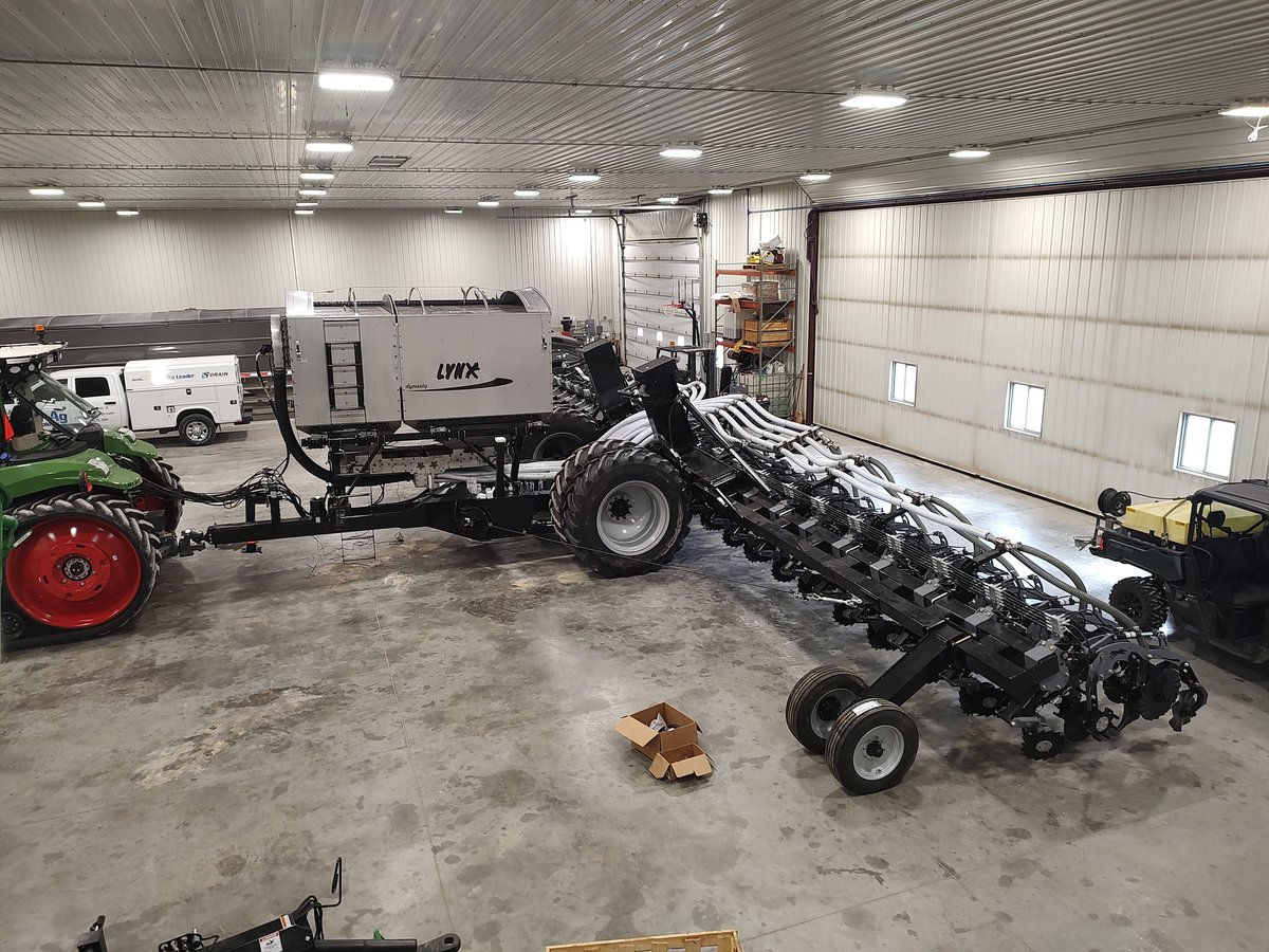 Setup is almost complete on the  <a href="/lynxmfg/">Lance Glendenning</a>  Dynasty 24 row striptill applicator with 17 ton dry capacity  for the <a href="/ILFERTCHEM/">Illinois Fertilizer & Chemical Association - IFCA</a> MAGIE Show.  #Showstopper