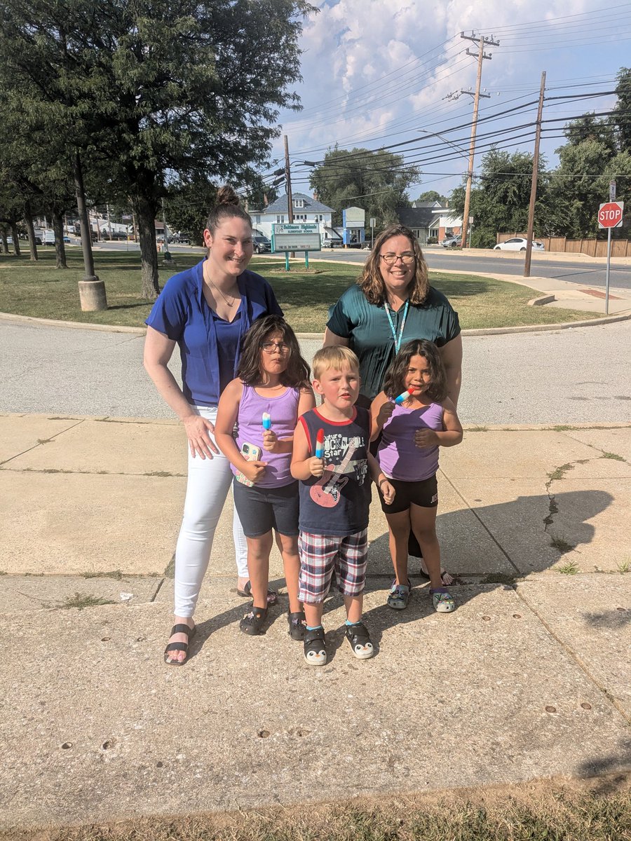 Popsicles with the principal was a success. It was great meeting students and families!