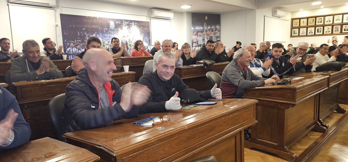 Que bueno volver a ver al querido Gabriel Pugliese, delegado de <a href="/RacingClub/">Racing Club</a> y trabajador incansable del fútbol formativo!!