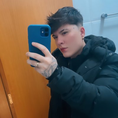 lua_dutra_'s tweet photo. #NovaFotoDePerfil https://t.co/JJ1Xxqoc6Q
