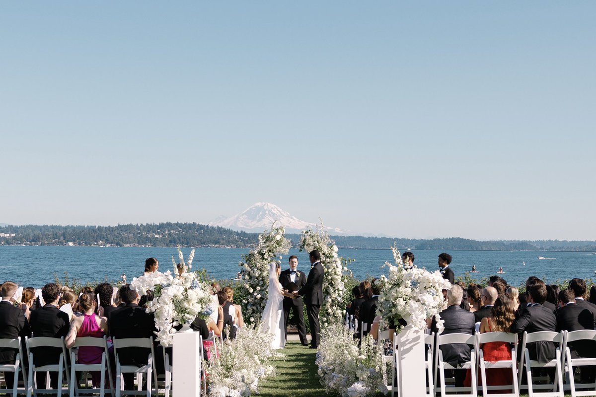 OmarJimenez's tweet image. 7.6.24 🤵🏾‍♂️👰🏻‍♀️🤍