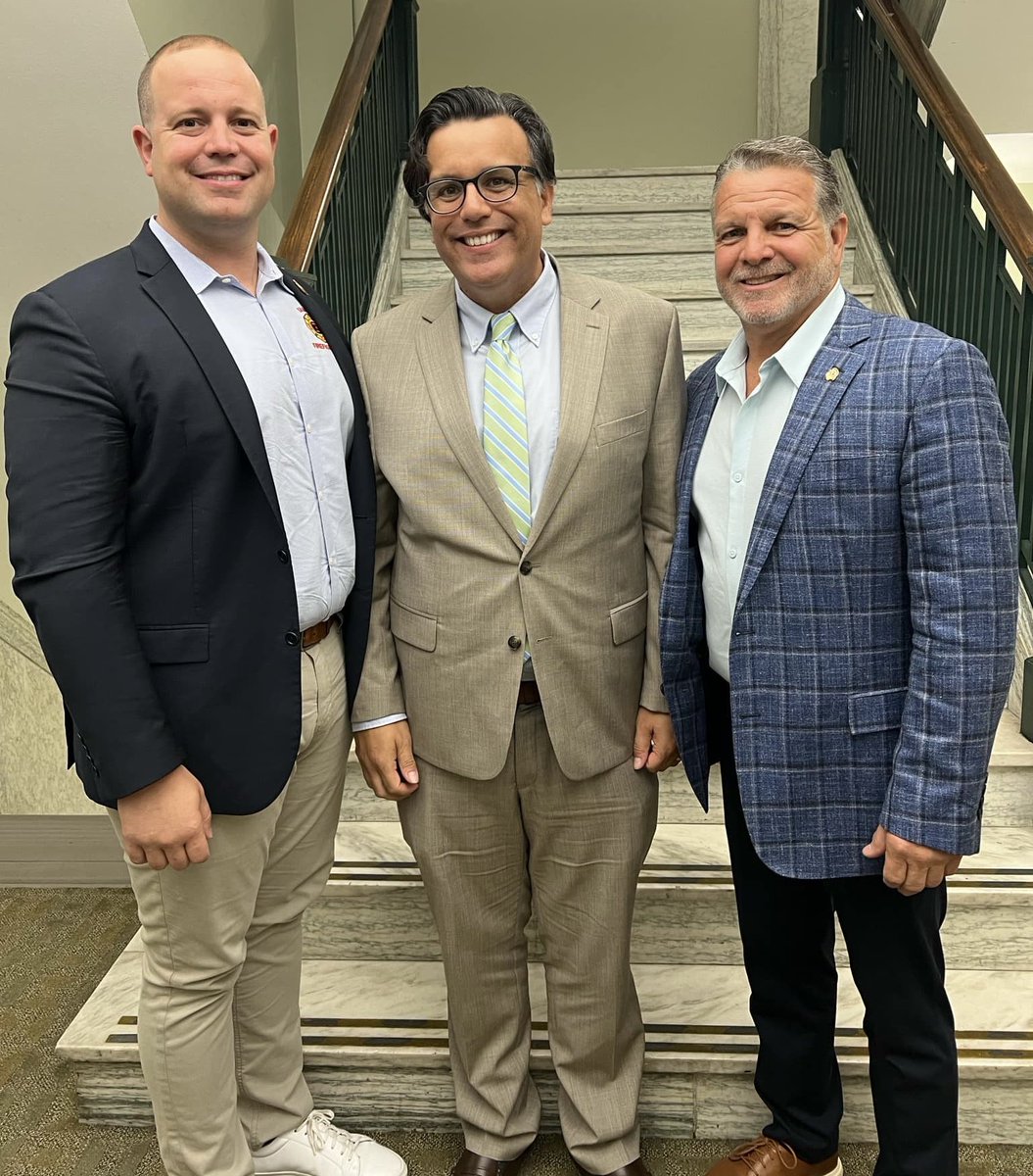 Luis Viera tweet media