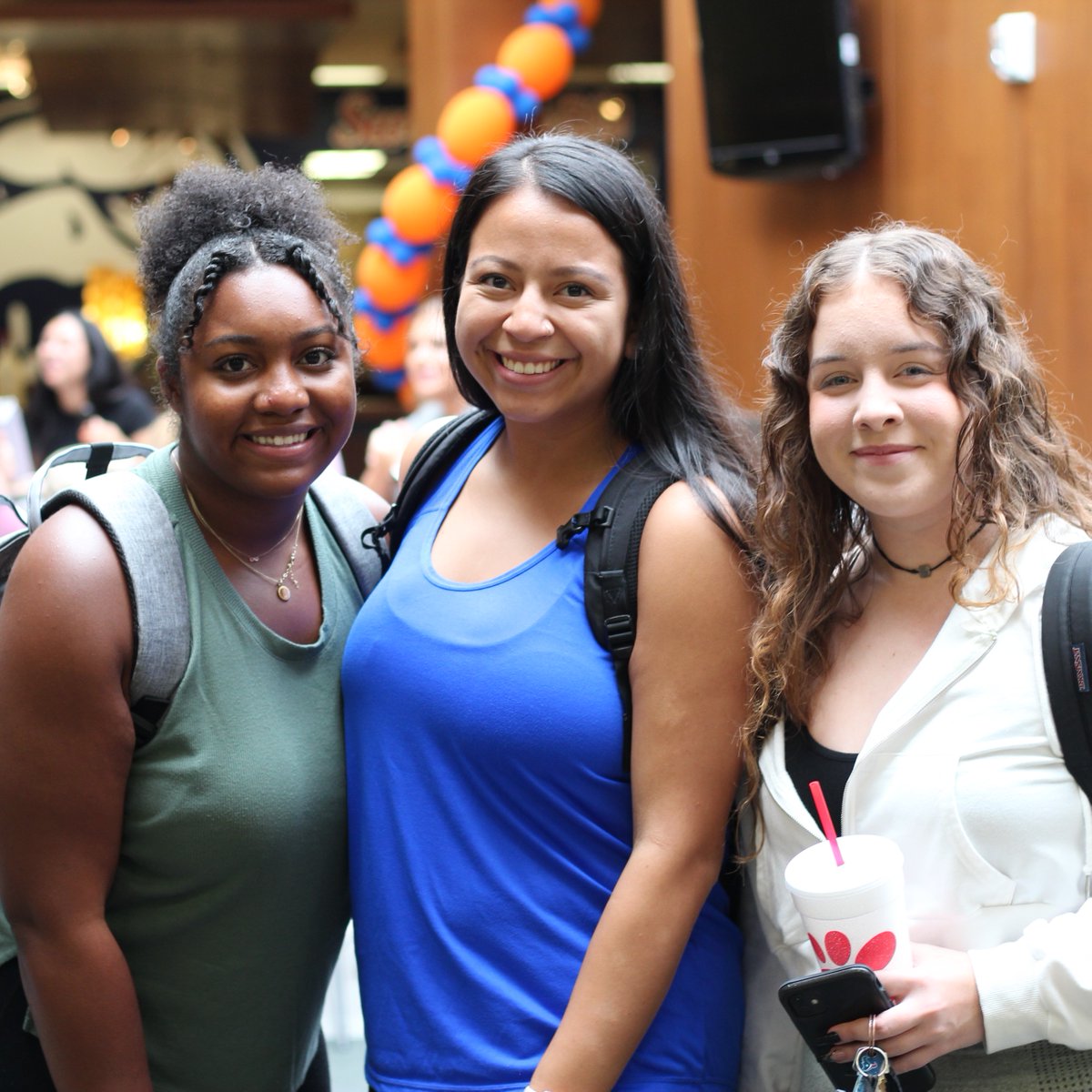 UTTyler's tweet image. Only 26 days until you&apos;re home! 🥹🫶 #UTTyler #FirstDayOfClass