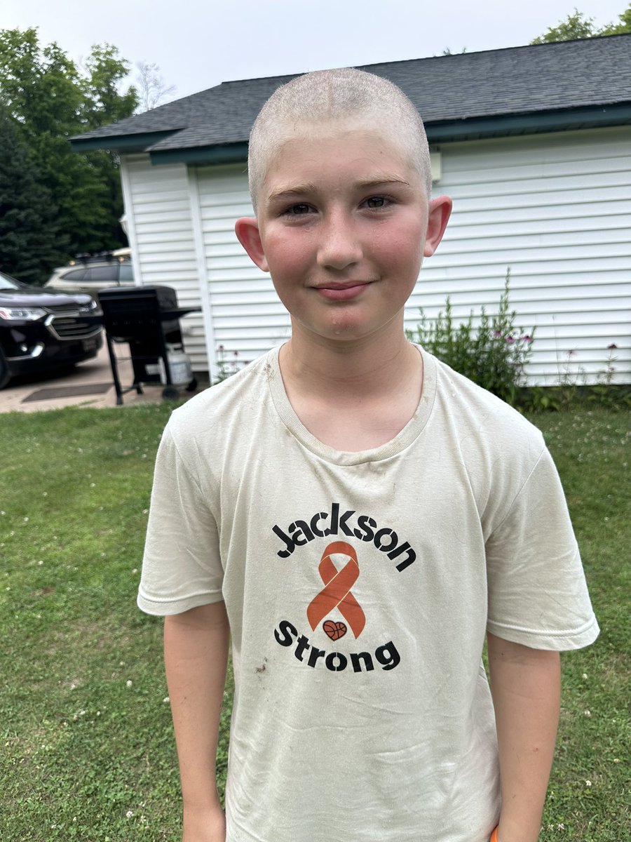 Casey_Ford33's tweet photo. When your best friend gets diagnosed with #Leukemia, you shave your head for support!! #JacksonStrong @nilasak - First TRUE haircut since March 16, 2020 https://t.co/q35kp5fwrj