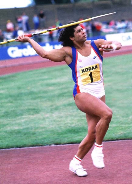 BlackNoirElMoor's tweet image. WTF #Olympia2024 They Actually Tell Us This Is A Real Woman…Still To This Present Day…
#fatimawhitbread