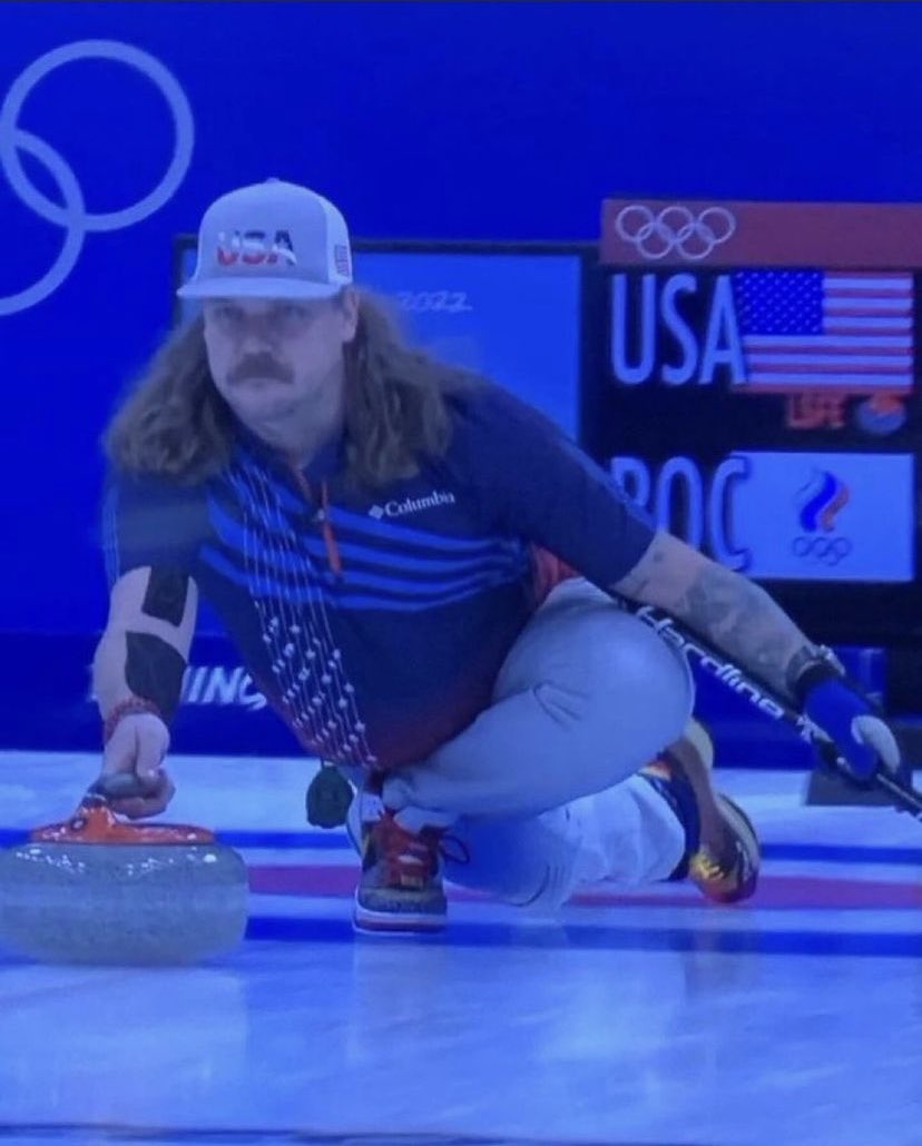 lewcedes's tweet photo. “let me watch the olympics to take a break from F1”

the olympics: https://t.co/EHzgv5wbML
