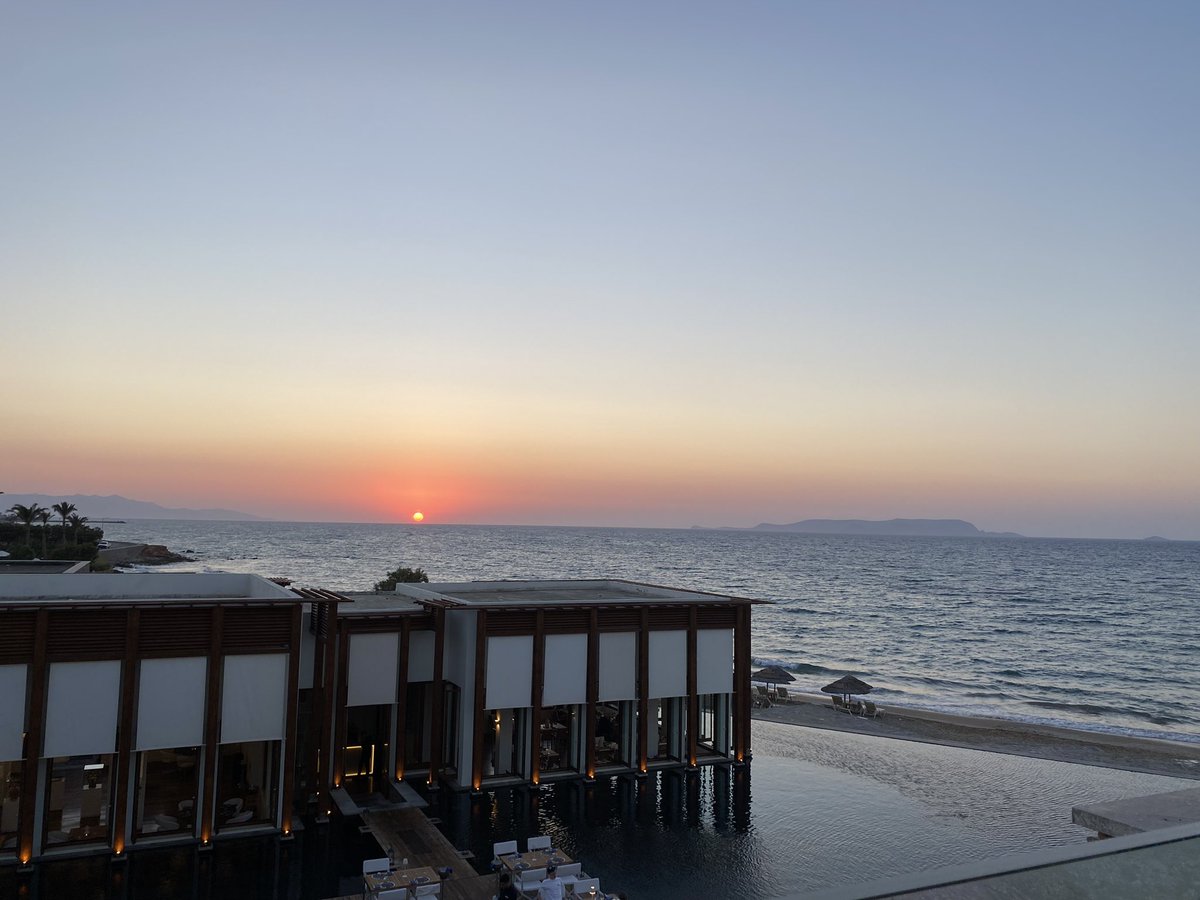 Then I had a lovely break with the girls in Crete enjoying stunning weather, delicious food, and lovely people 😎