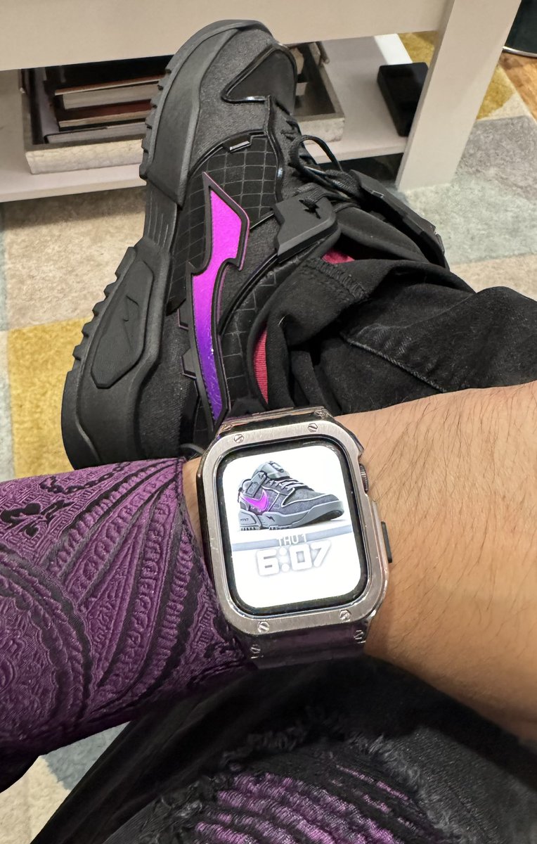 X1JC_MIA's tweet photo. Stoked to finally rock the VOIDs outside the house! β«οΈπ£π¦Ύ
#RTFKT #RTFKTDunks #Dunkmods https://t.co/AI3xZKGqLS
