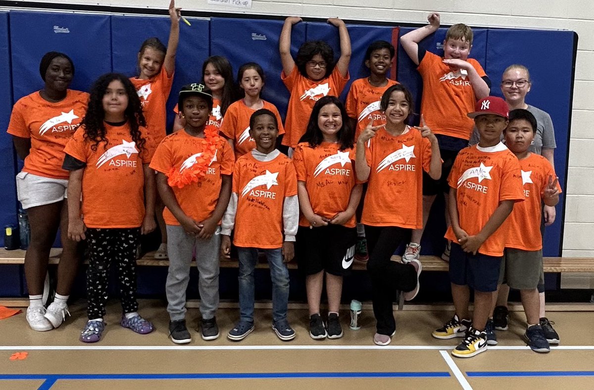 RachelMachnicki's tweet image. Our last day together at ASPIRE was so much fun! We had a blast with water day and Olympic Games! I hope everyone had a fantastic month and enjoys the rest of the summer! ☀️
#ASPIRELRSD
@frontenacLRSD @archwoodLRSD
@vanierLRSD 
@marionLRSD
@louis_riel_sd