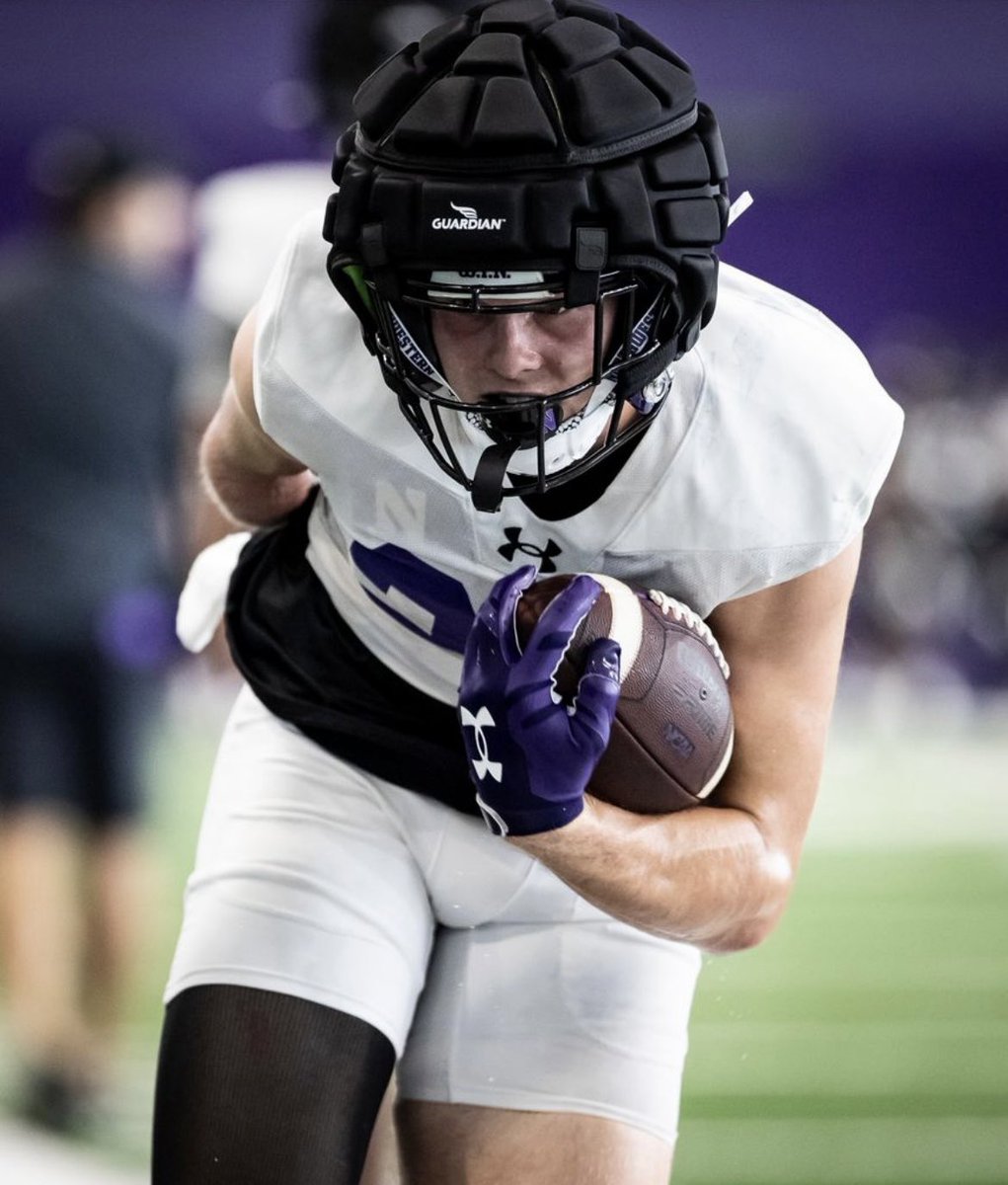 CoachC_Foster's tweet image. Back to the fundamentals! #Day1 #TheBallIsTheProgram #LockIT