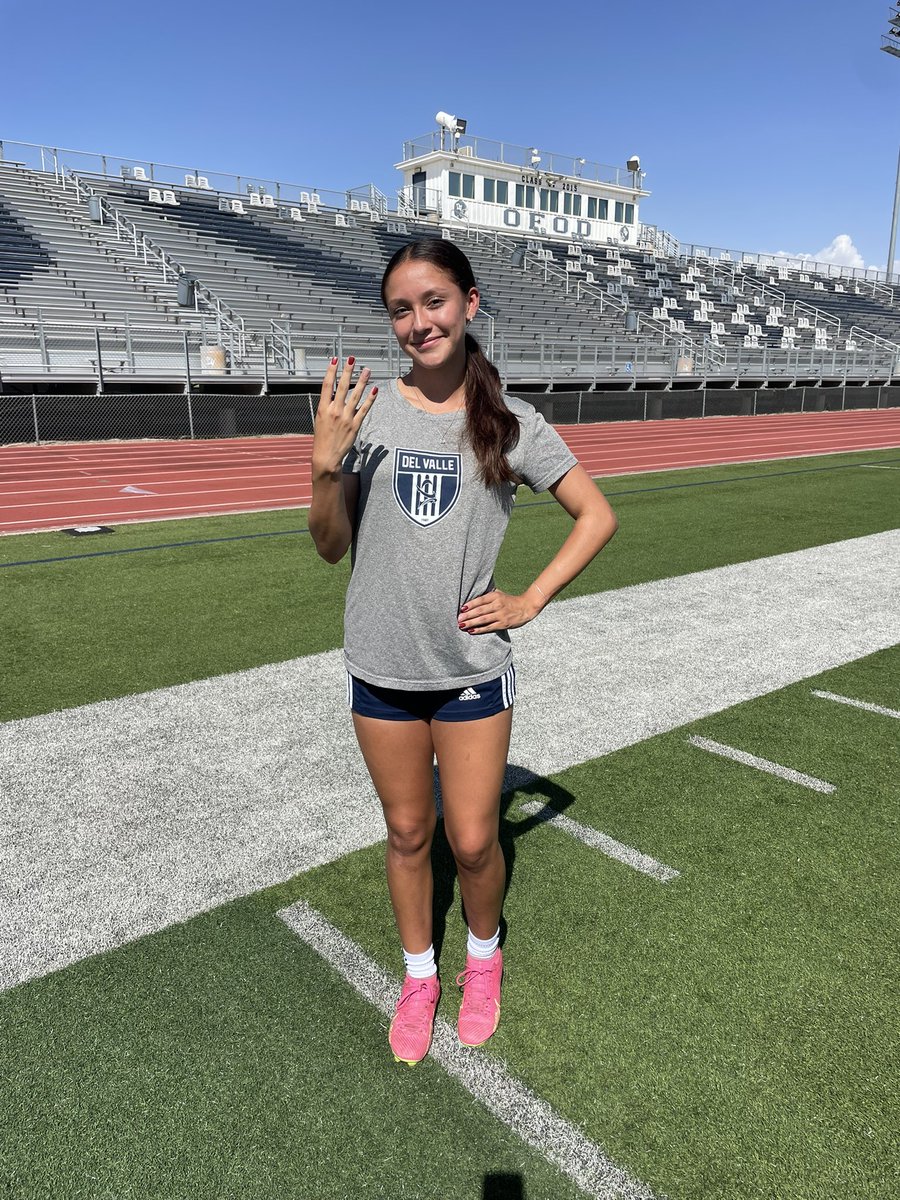 It’s an AWESOME Thursday here at DV!Senior Captain, Yesi, just joined the 4 club by hitting a 4.9 on her 40 yard dash! Lightning McQueen vibes 🏃‍♀️💨 An uncommitted senior that’s #5 in her class! Someone come sign this speedster!! <a href="/VHairston_DVHS/">Valerie Hairston</a> <a href="/ContrerasDVOFOD/">Rudy Contreras</a> <a href="/DVHSYISD/">Del Valle HighSchool</a>