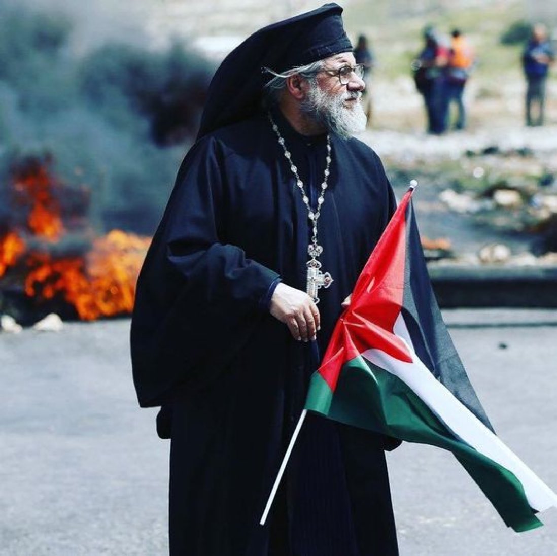 You don’t need to be muslim to support Palestine, just human.