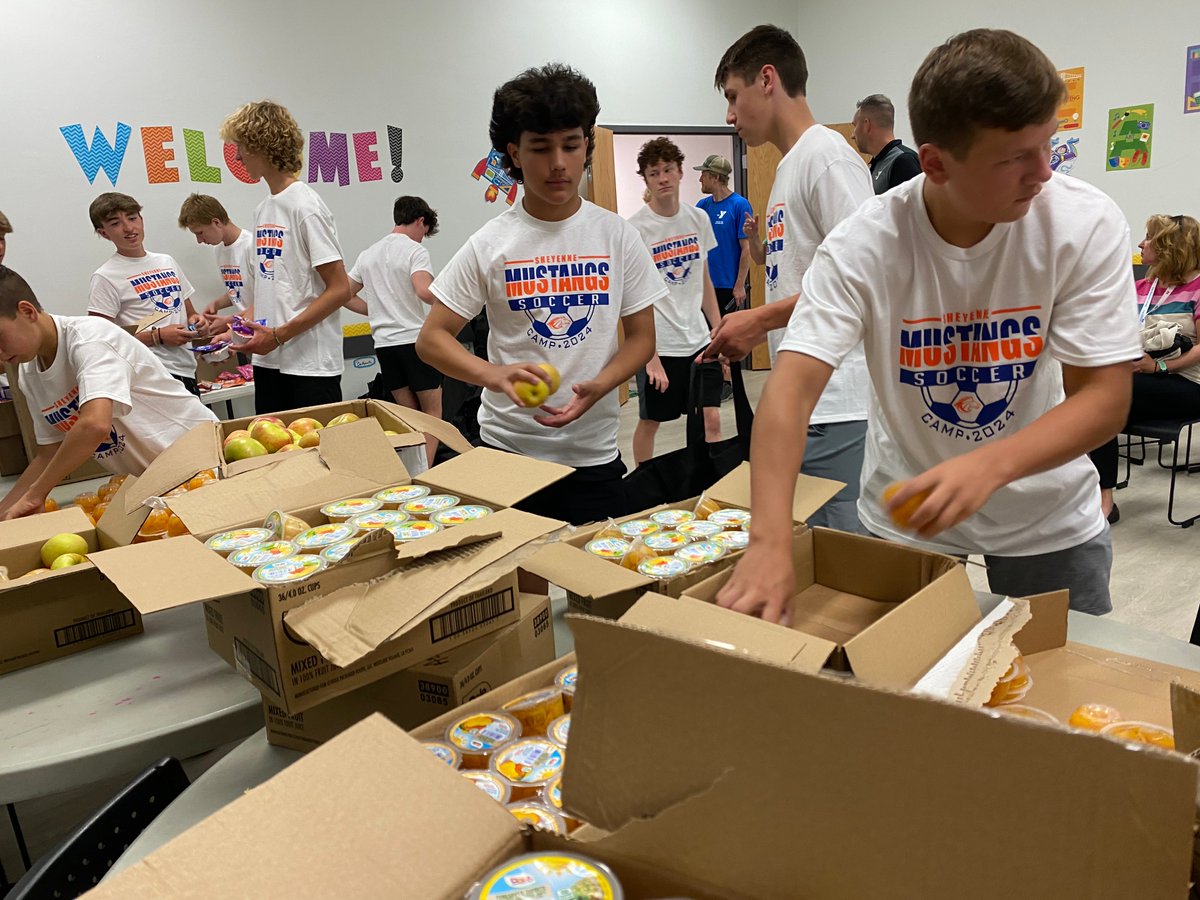 sheyennesoccer's tweet photo. Great day volunteering at #YMCA to help kids in our community. Thank you for the opportunity to help others.
@aaronJfabel @WFMustangAD https://t.co/XaYmQzTPqF