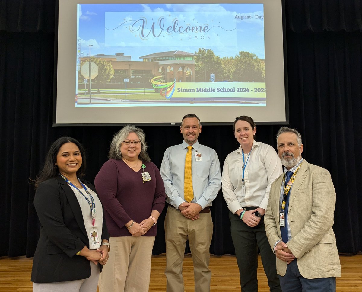 spacegirl_7's tweet image. @SMS_Wolverines The Wolverine PRIDE is back. We had an amazing 1st day. Good things are going to happen. It&apos;s the year of the Wolverine! We are the school of opportunities. Let&apos;s do this! @HaysCISD @jggomezsr @MarivelSedillo